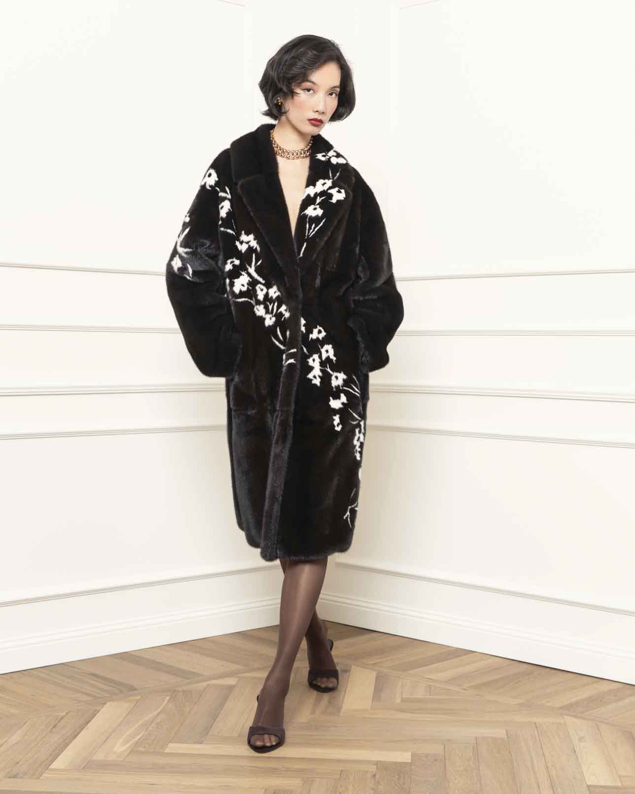 Brown mink coat with inlays